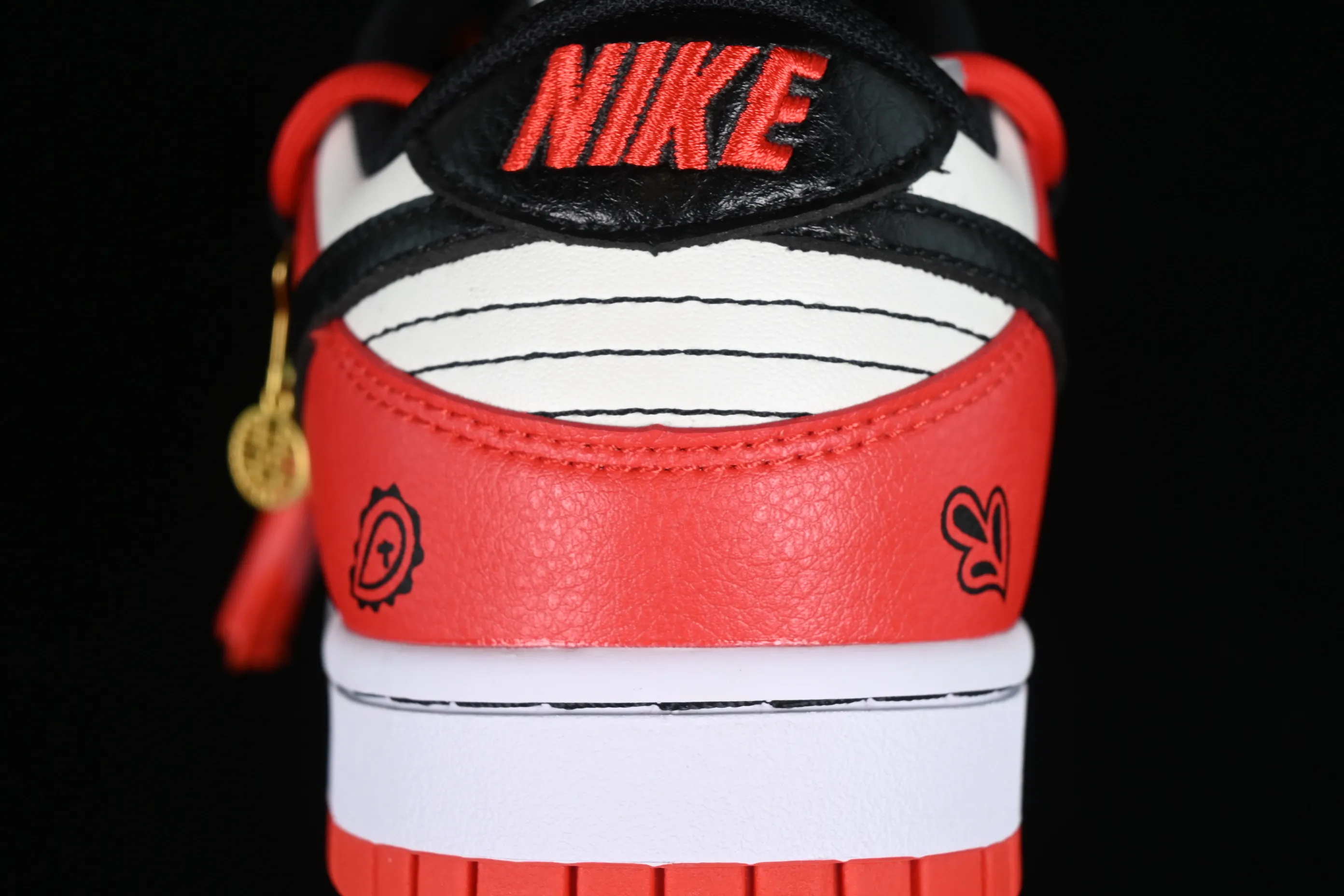 All Categories Nk SB Dunk Series Nk SB Dunk Low Low-top sneakers Nk Dunk Low EMB National trend Good alliance Festive wedding shoes Strappy low-top casual sneakers DD3363-100